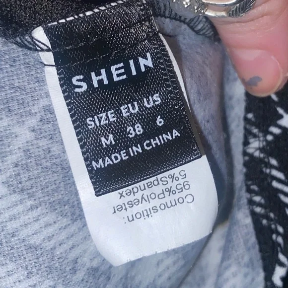 SHEIN Women’s M Oversized Color Block Black & White Plaid Button Down Shirt - Picture 11 of 12